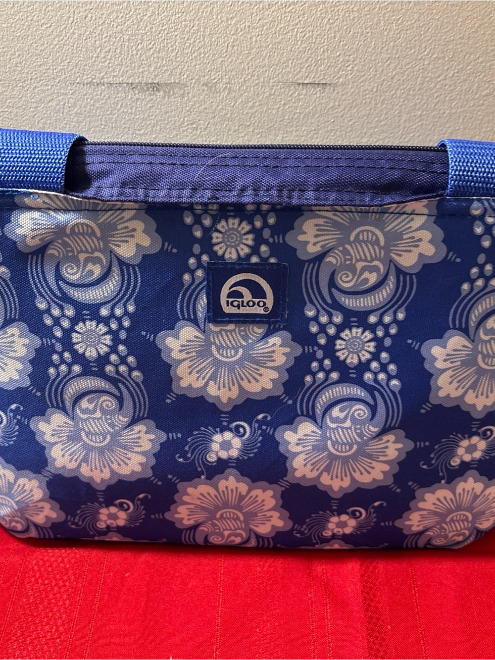 Igloo Blue and White Floral Cooler Tote
